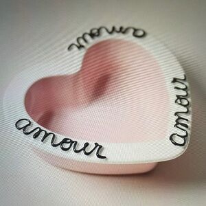 ❤️ ANTHROPOLOGIE AMOUR HEART RAMEKIN NEW